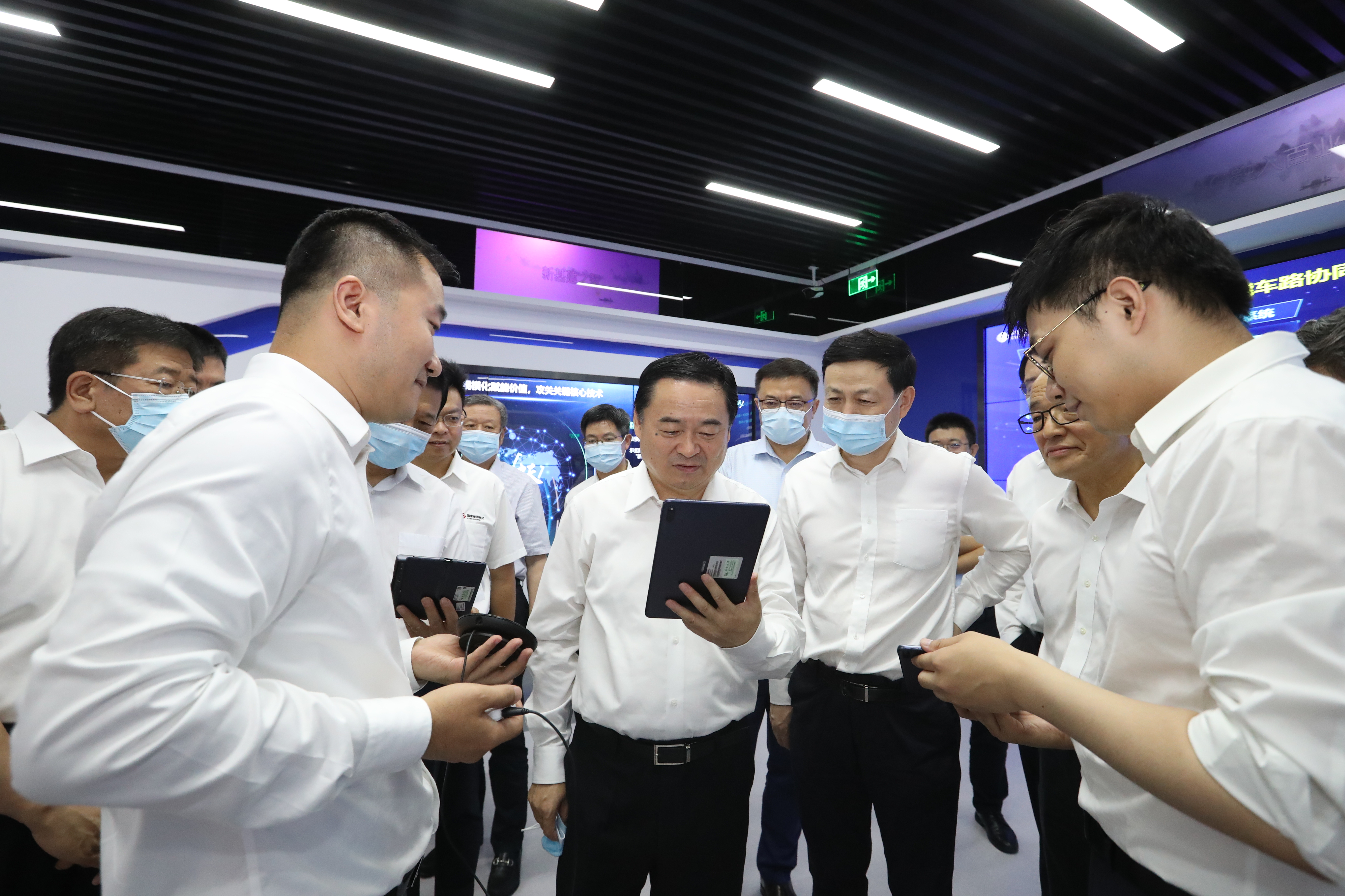 郝鵬、國資、央企、國資委、書記、主任、國企、企業改革